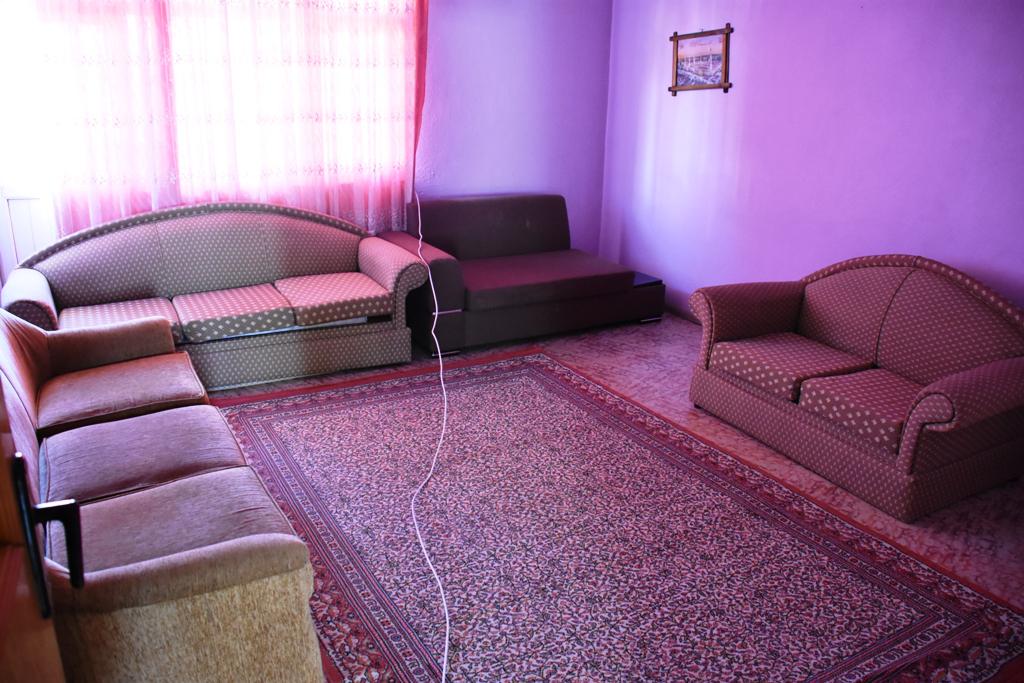 Kimsesizler Oteli