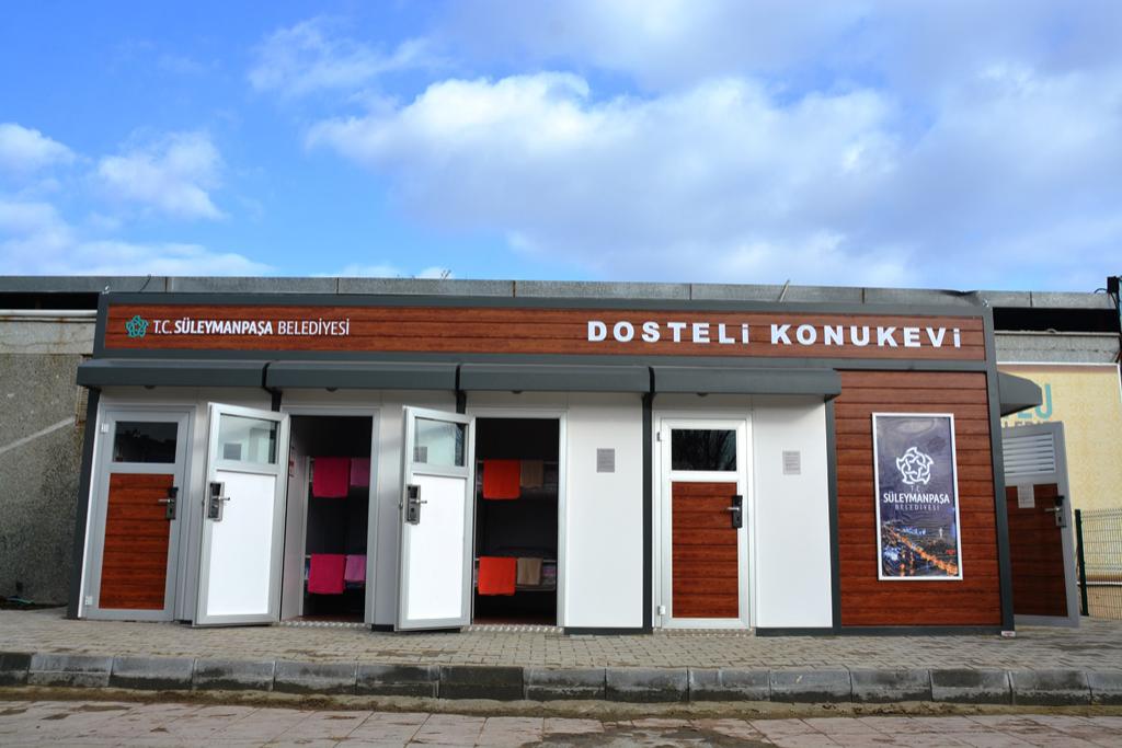 Dosteli konukevi