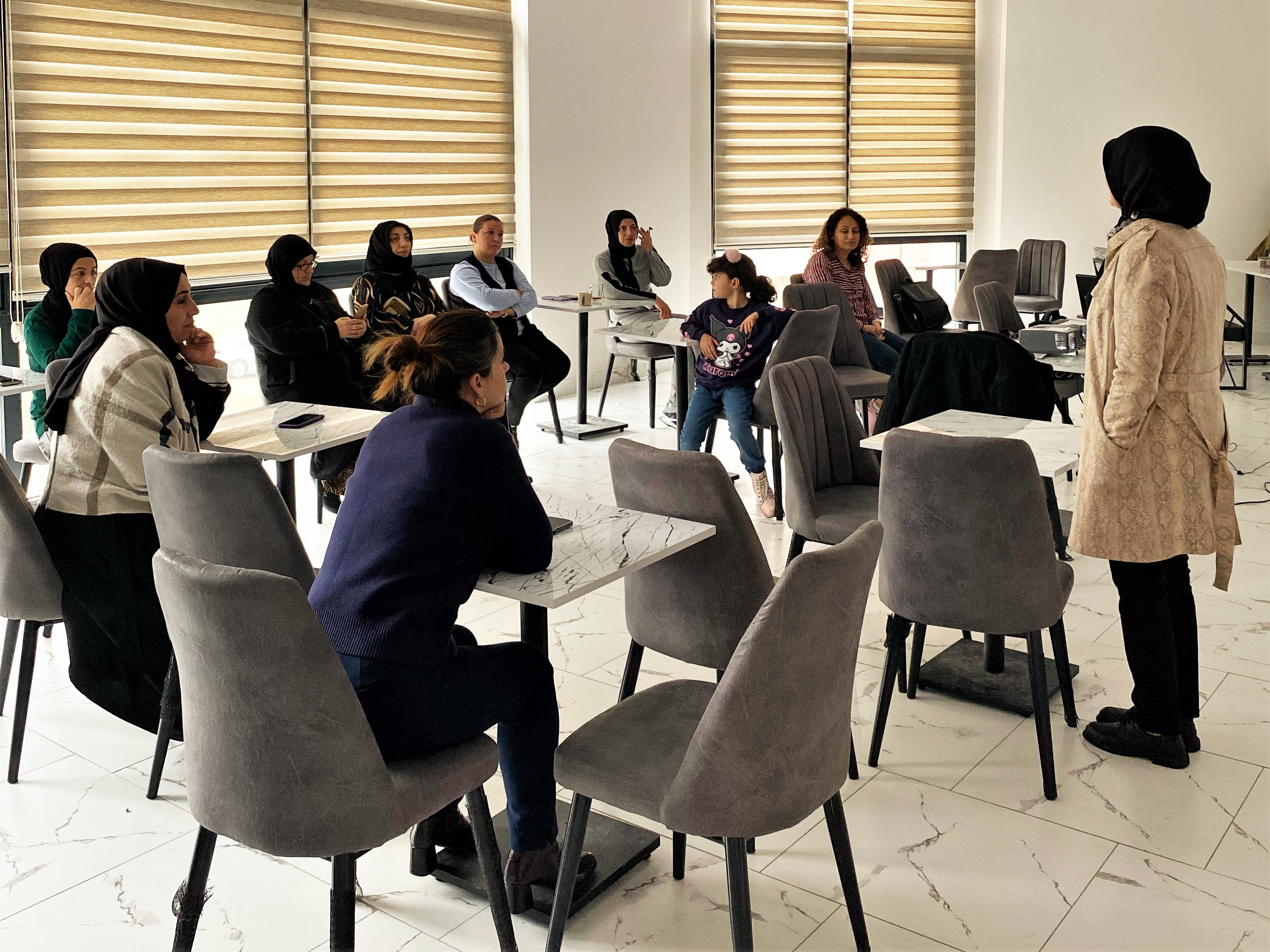 Nene Hatun Kadın Yaşam Merkezinde Kanser ve Otizm Semineri Düzenlendi