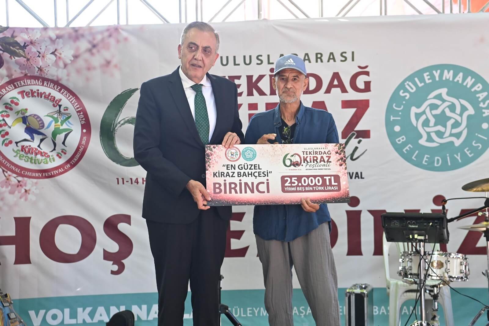 60. Kiraz Festivali Naip Mahallesinde Coşkuyla Başladı