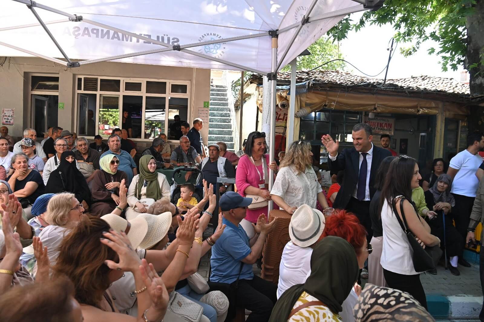 60. Kiraz Festivali Naip Mahallesinde Coşkuyla Başladı