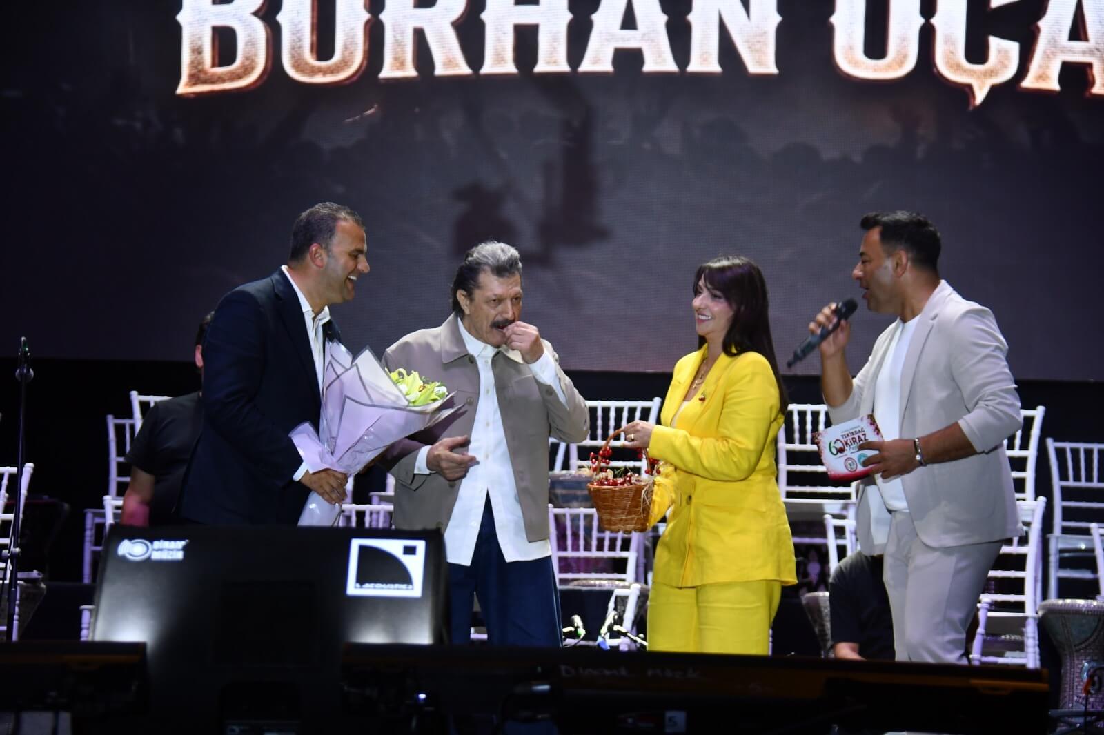 Festivalin İlk Gününde Burhan Öçal Rüzgârı Esti