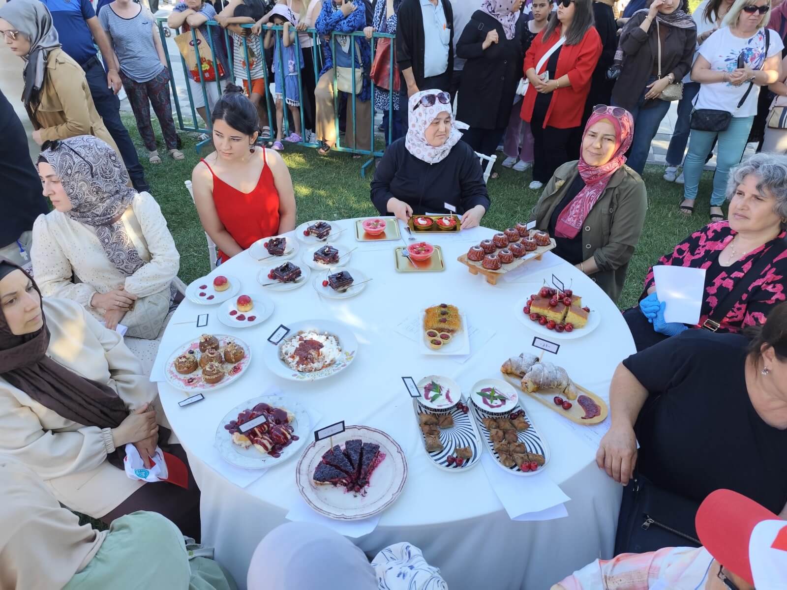 Festivalin Son Gününde Spor ve Kiraz Lezzetleri Öne Çıktı