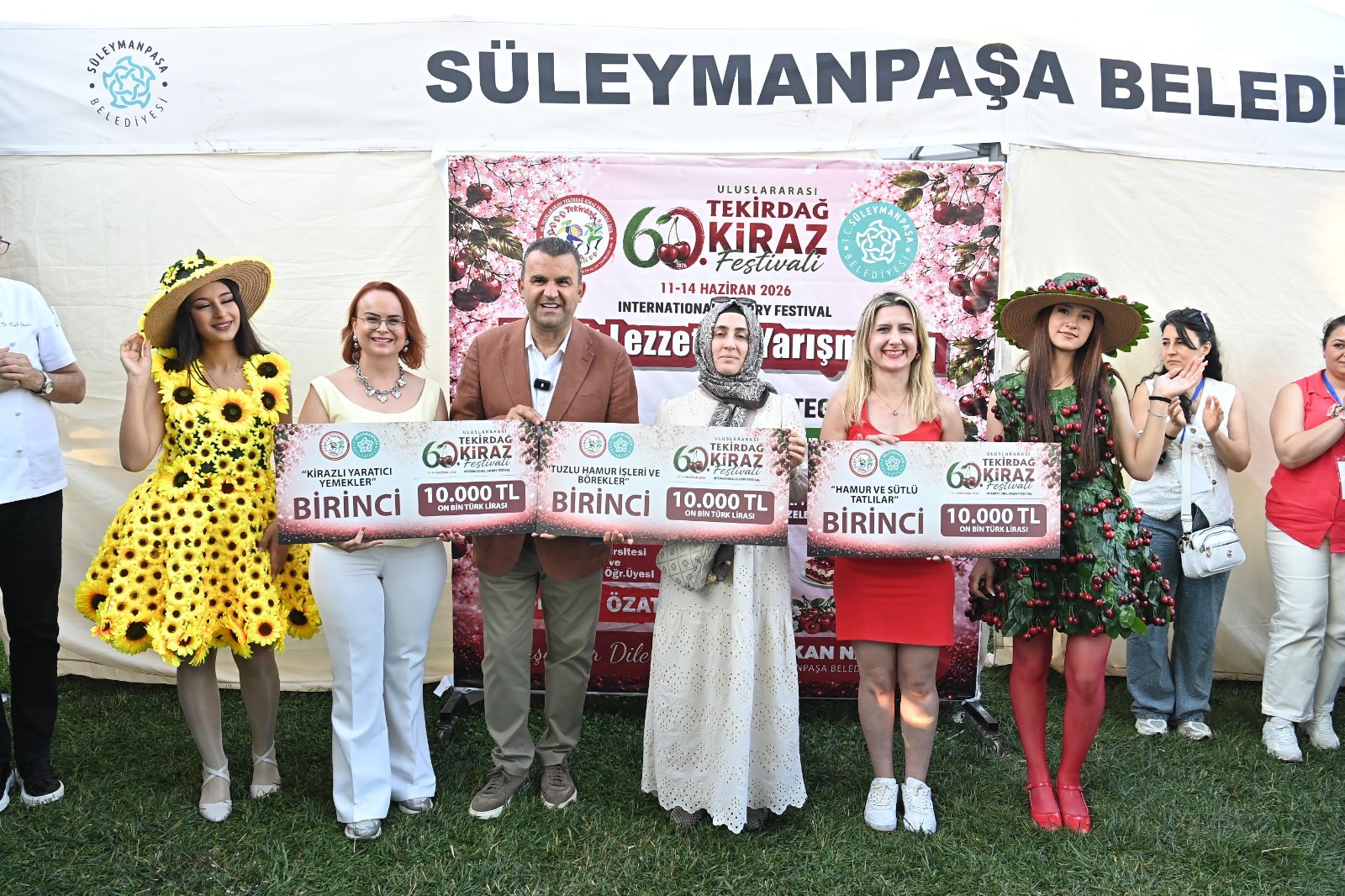 Kiraz Festivali Tekirdağ Turizmine ve Ekonomisine Çağ Atlattı