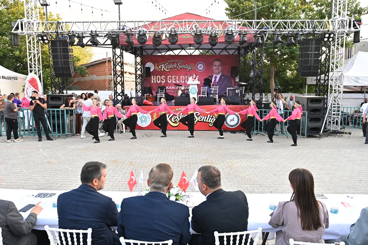 Karacakılavuz Keşkek Şenliğinde İlk Gün Coşkusu