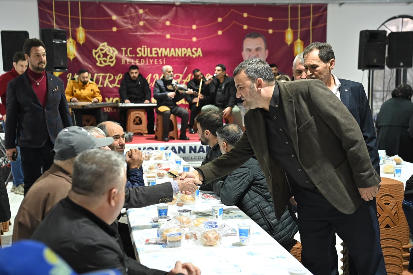 BİZ HER YERDEYİZ