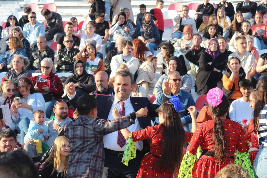 BİRLİKTE GÜÇLÜYÜZ