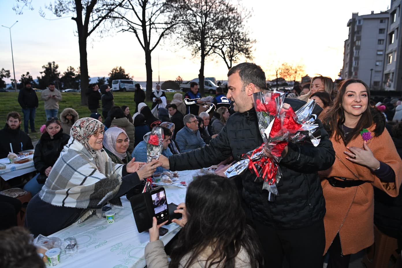 ŞEHRİN NABZI SAHADA ATIYOR