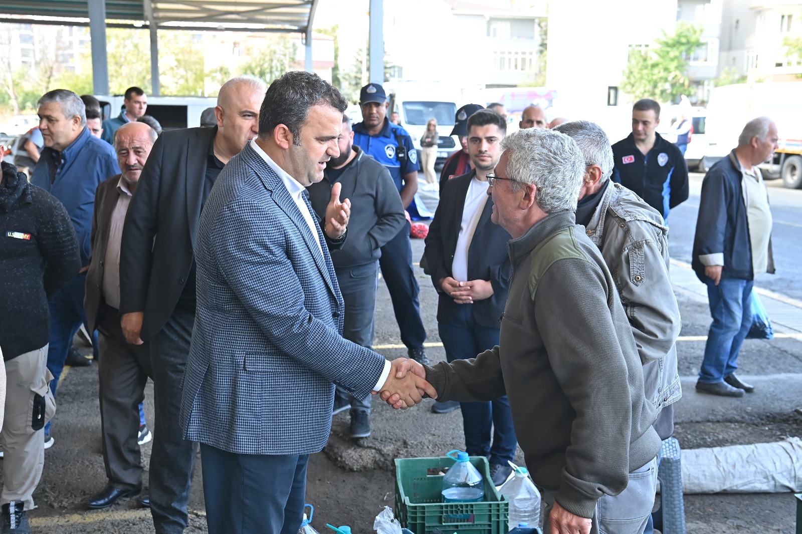 ŞEHRİN NABZI SAHADA ATIYOR