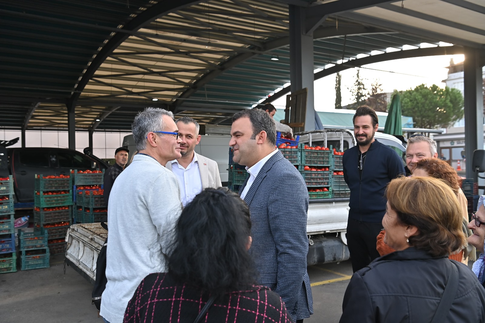 ŞEHRİN NABZI SAHADA ATIYOR